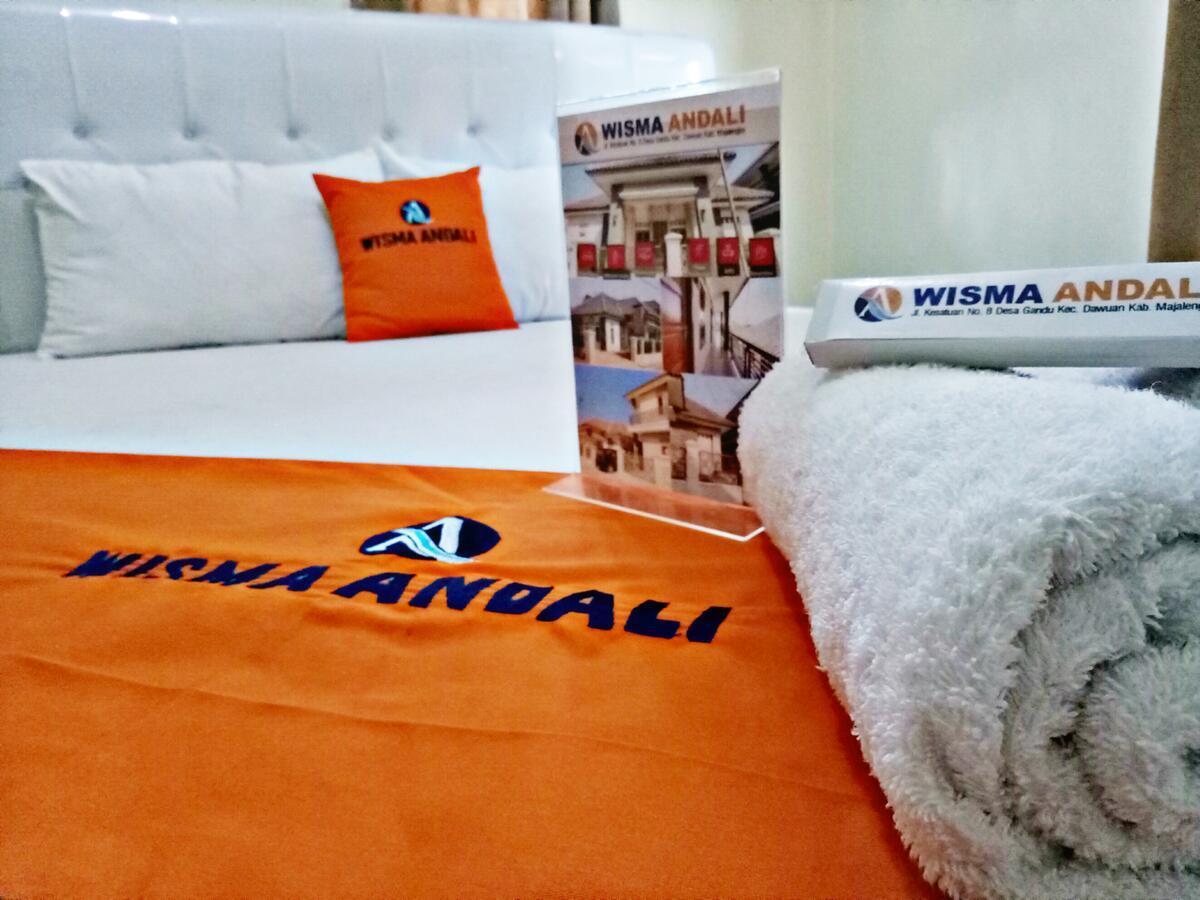 Wisma Andali Syariah Near Rsud Cideres มาจาเลงกา ภายนอก รูปภาพ