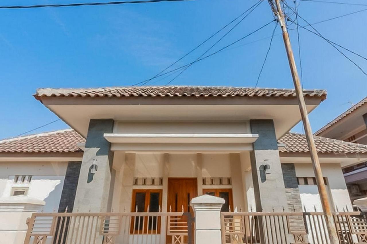 Wisma Andali Syariah Near Rsud Cideres มาจาเลงกา ภายนอก รูปภาพ
